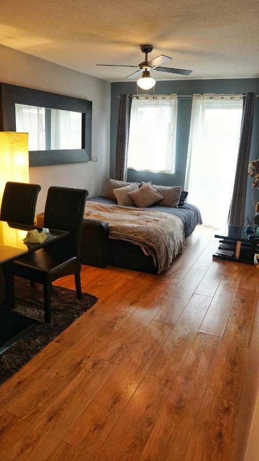 North London Apartment - إدمونتون المظهر الخارجي الصورة